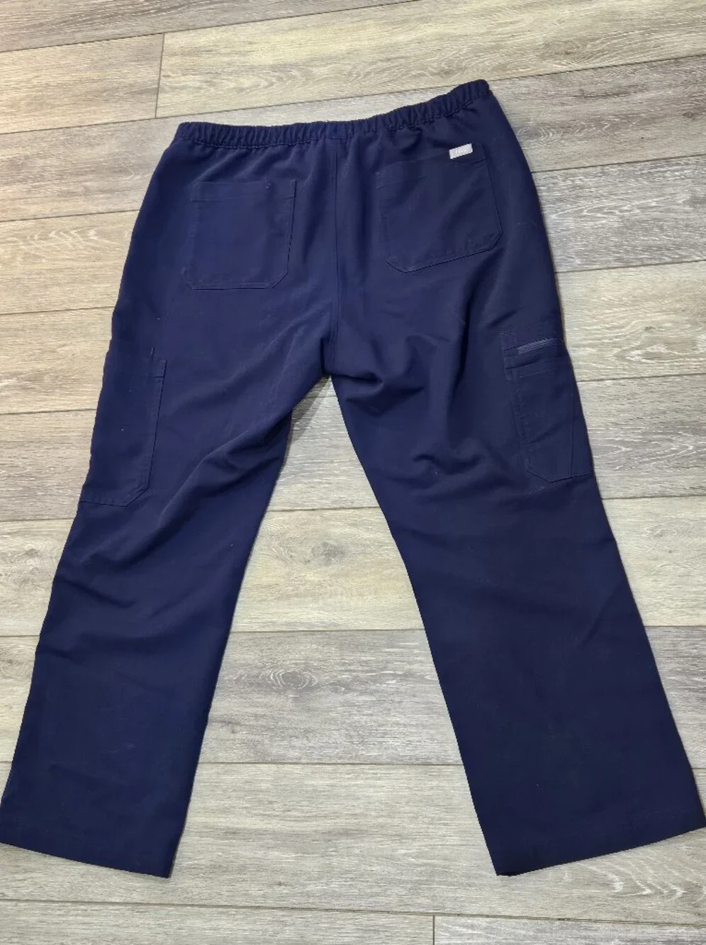 Figs Men's Navy Drawstring Joggers Scrub Pants Size Xlarge Short